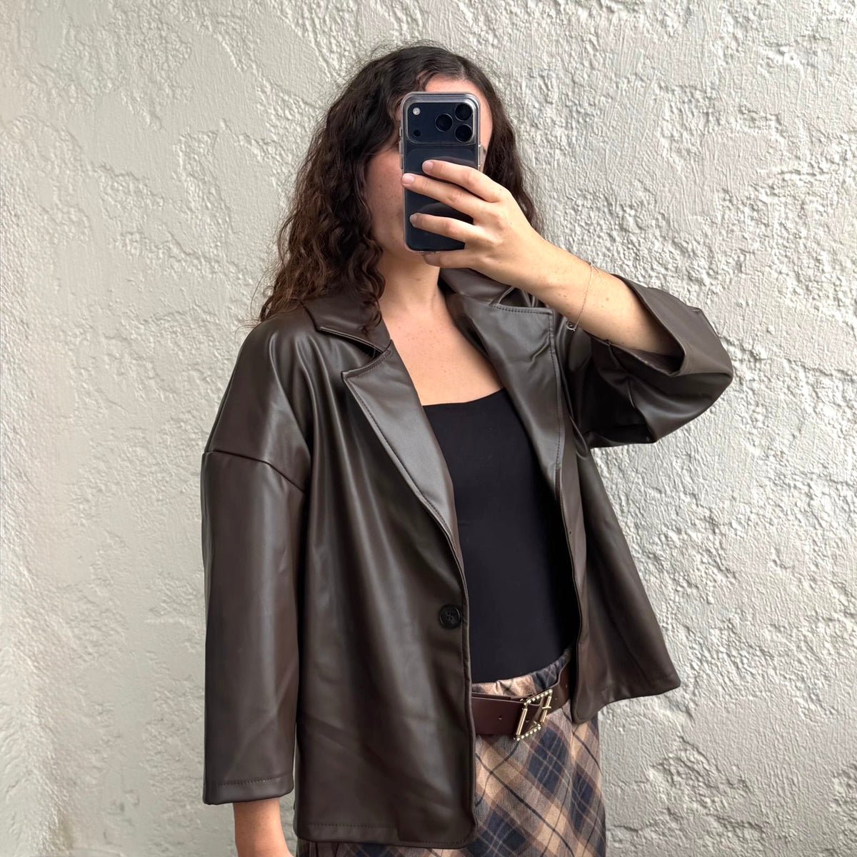 Veste simili cuir manche courte