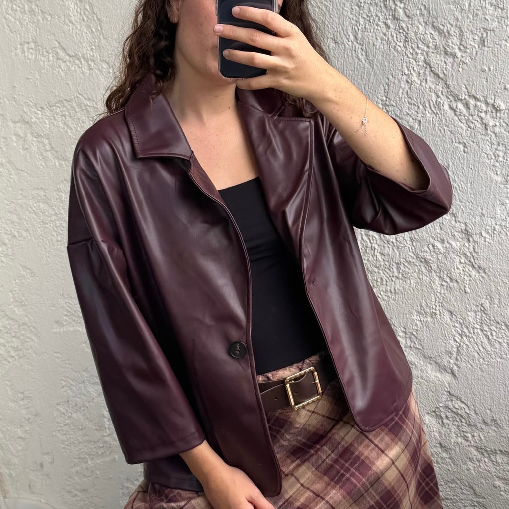 Veste simili cuir manche courte